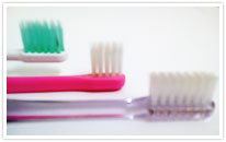 深い歯周ポケットに対応できる歯ブラシがおすすめです